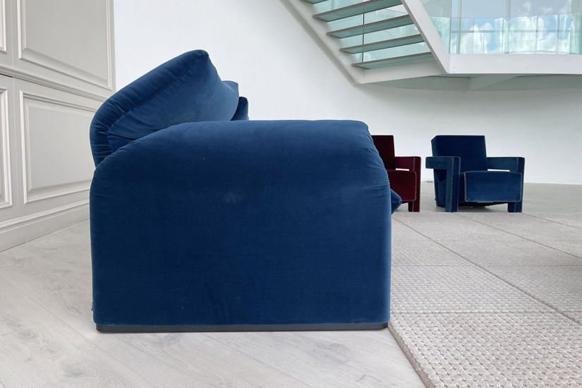 Maralunga Maxi Blue Sofa (Expo Offer) Cassina - 3