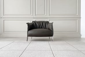 Archibald Gran Comfort Brown Armchair (Expo Offer) Poltrona Frau - 9 2