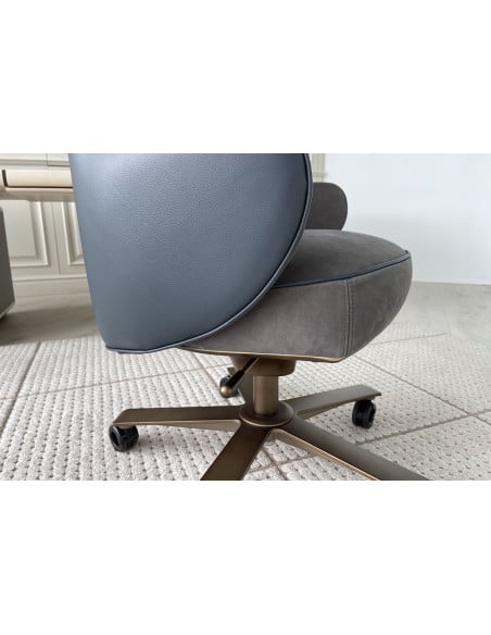 Fauteuil de direction Genius en cuir bleu (Offre Expo) Giorgetti - 5