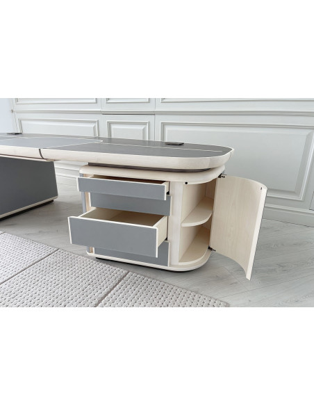 Tycoon Mahogany Desk (Expo Offer) Saba - 3