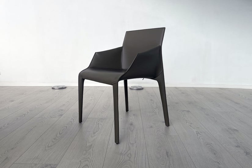 Seattle Chair with armrests (Expo Offer) Poliform - 2