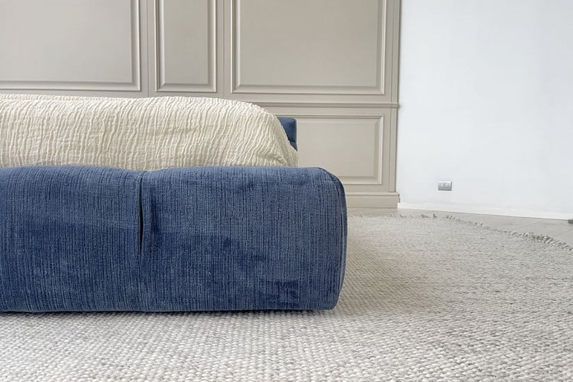 Tufty-Bed in blue fabric B&B Italia - 4