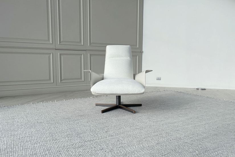 Fauteuil et Pouf Clori en tissu blanc (Offre Expo) Giorgetti - 2