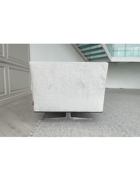 Evergreen White Leather Dormeuse (Expo Offer) Flexform - 3