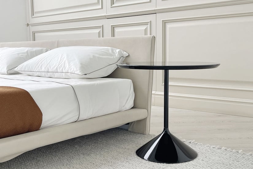Chemise Bed in beige leather (Expo Offer) Living Divani - 4