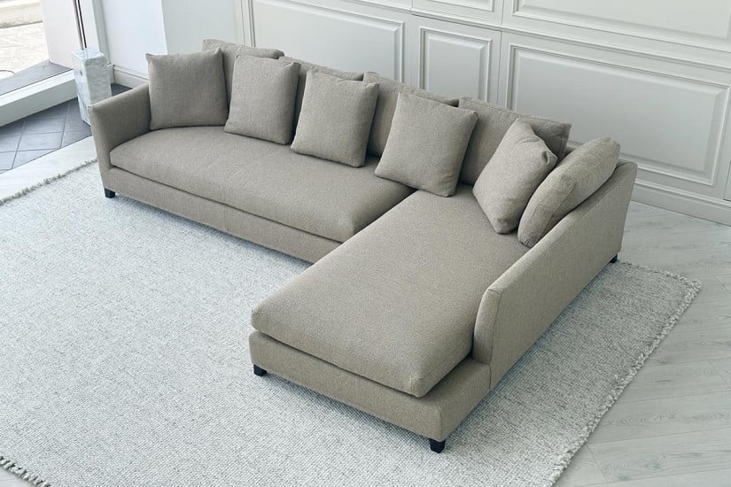 Victor Large Brown Sofa (Expo Offer) Flexform - 6