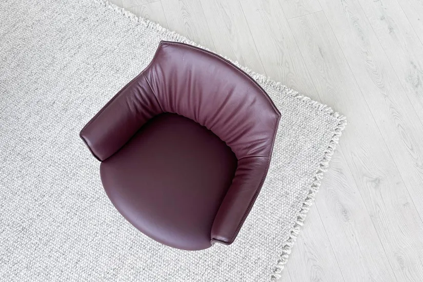 Archibald Task Managerial Bordeaux Armchair (Expo Offer) Poltrona Frau - 5