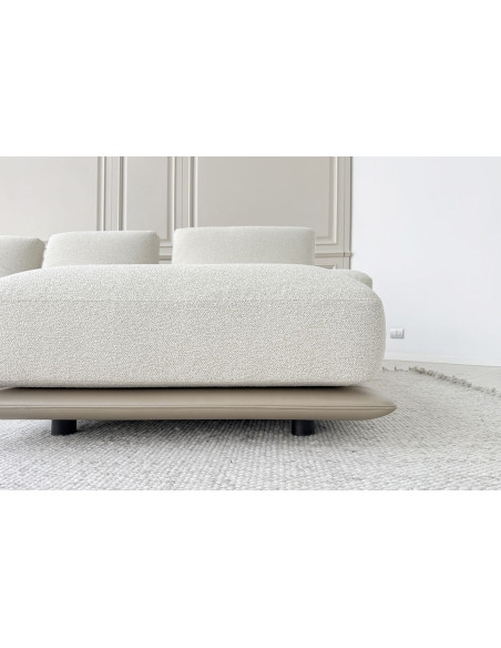Blisscape White Sofa (Expo Offer) Poltrona Frau - 5