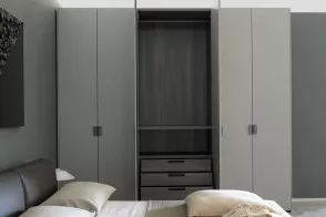 New Entry Wardrobe (Expo Offer)