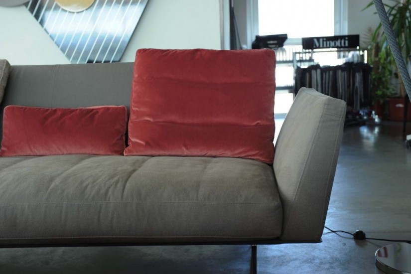 Evergreen Sofa (Expo Offer)