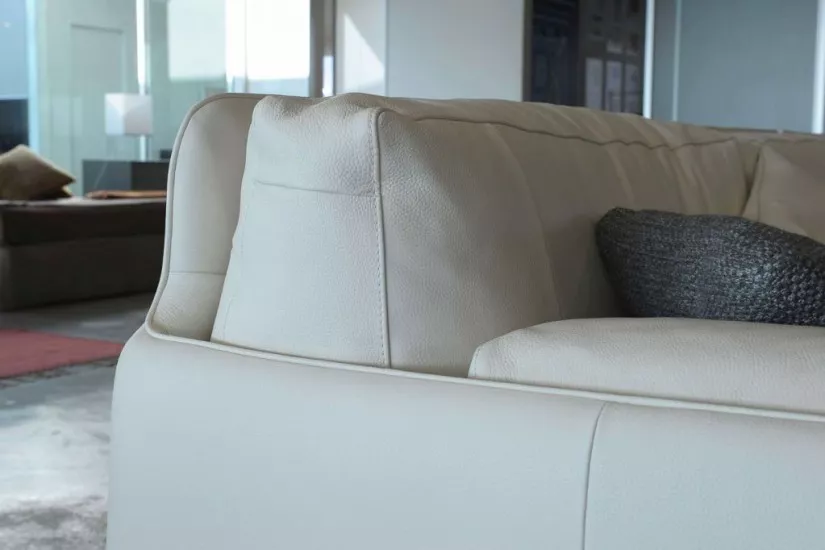 Kris Sofa (Expo Offer)