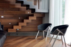 Kobi Chair 2