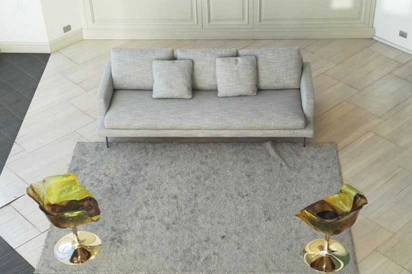Larsen Sofa (Expo Offer)