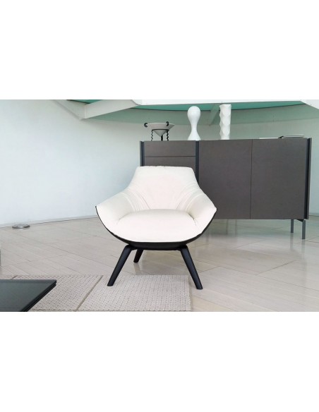 Florentia Armchair (Expo Offer)