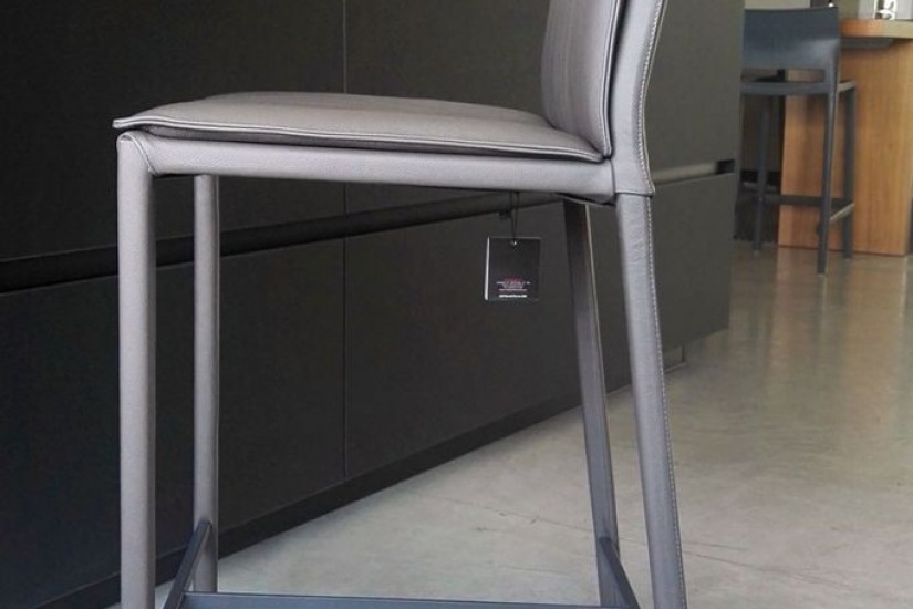 Isabel Stool (Expo Offer)