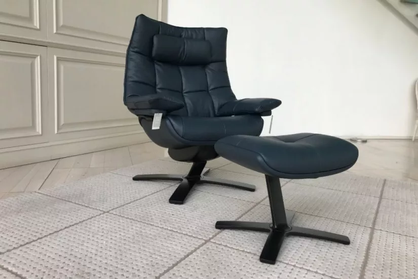 Quilted King Armchair (Expo Offer)