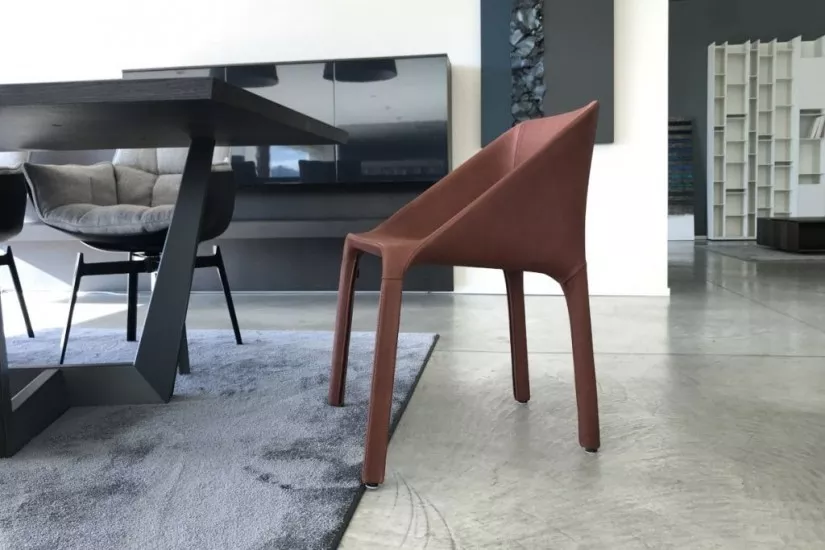 Manta Chair (Expo Offer)