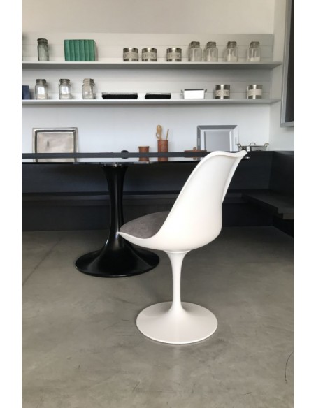 Tulip Chair (Expo Offer)