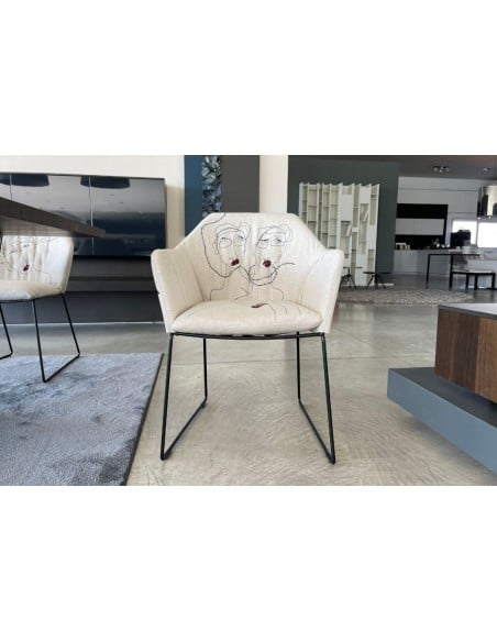 Chaise New York par Marras avec accoudoirs (Offre Expo)