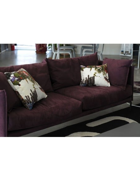 Gentry Sofa (Expo Offer)