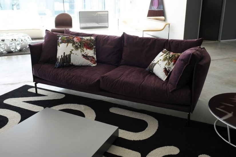 Gentry Sofa (Expo Offer)