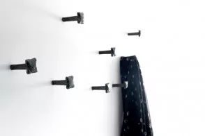 Appendiabiti Chiodo Schiaccia Chiodo 2