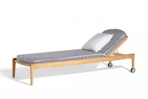 The Secret Garden Outdoor Sunbed 2