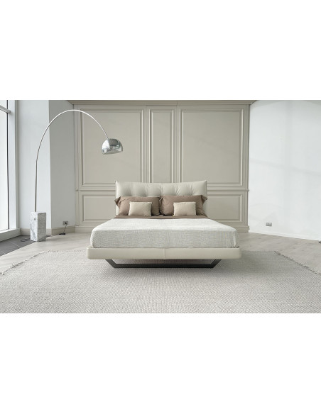 Aurora Tre Bed (Expo Offer)