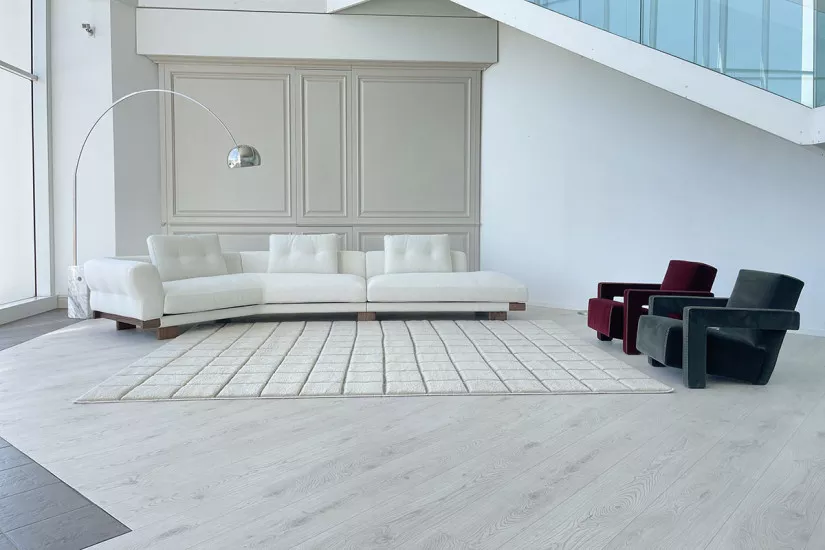 Sengu Sofa (Expo Offer)