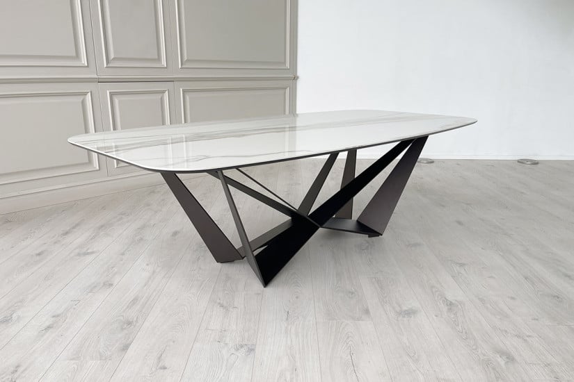 Skorpio Keramik Table (Expo Offer)