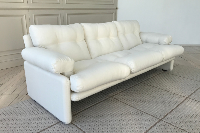 Coronado Sofa (Expo Offer)