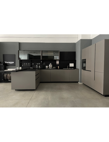 Phoenix Kitchen (Expo Offer)