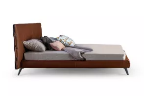 Cuff Bed