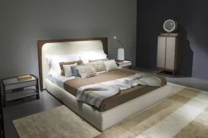Hypnos Bed 2