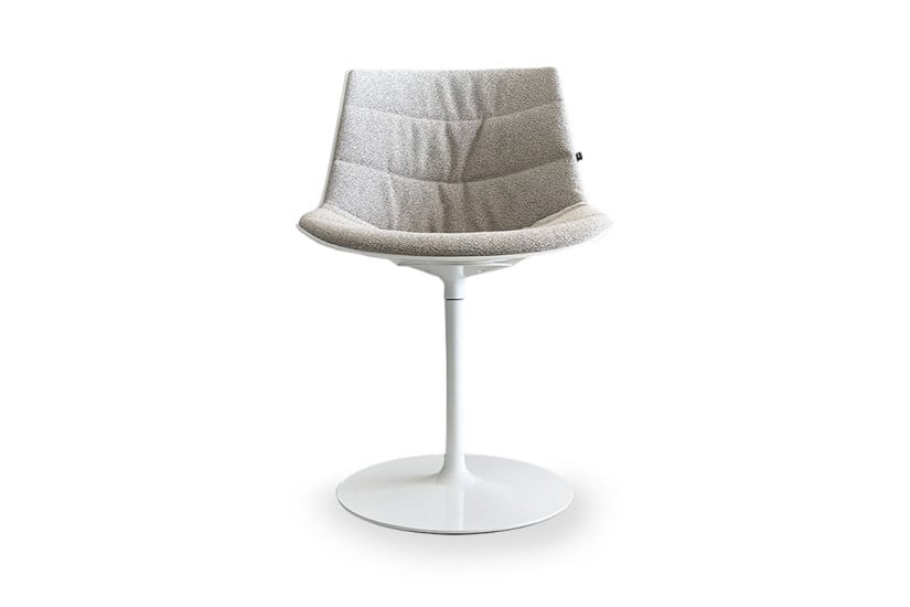 Flow Chair Padded (Expo Offer)