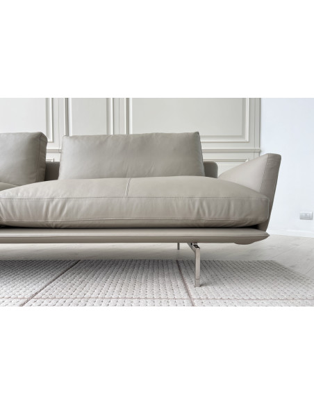 Get Back leather Sofa (Expo Offer) Poltrona Frau - 4