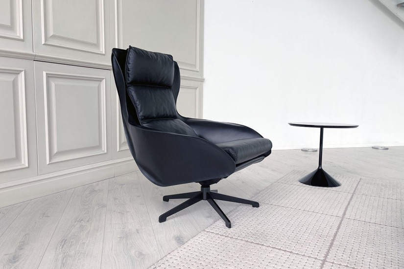 Poltrona Cab Lounge in pelle nera (Offerta Expo) Cassina - 3