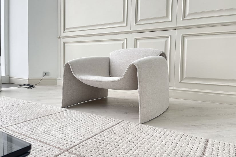 Le Club Sand Colored Armchair (Expo Offer) Poliform - 4