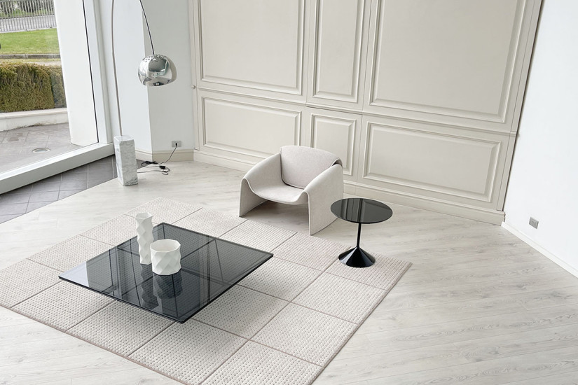 Le Club Sand Colored Armchair (Expo Offer) Poliform - 5