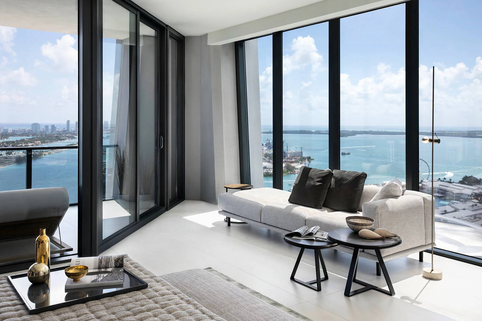 Tomothy Sofa by Meridiani
