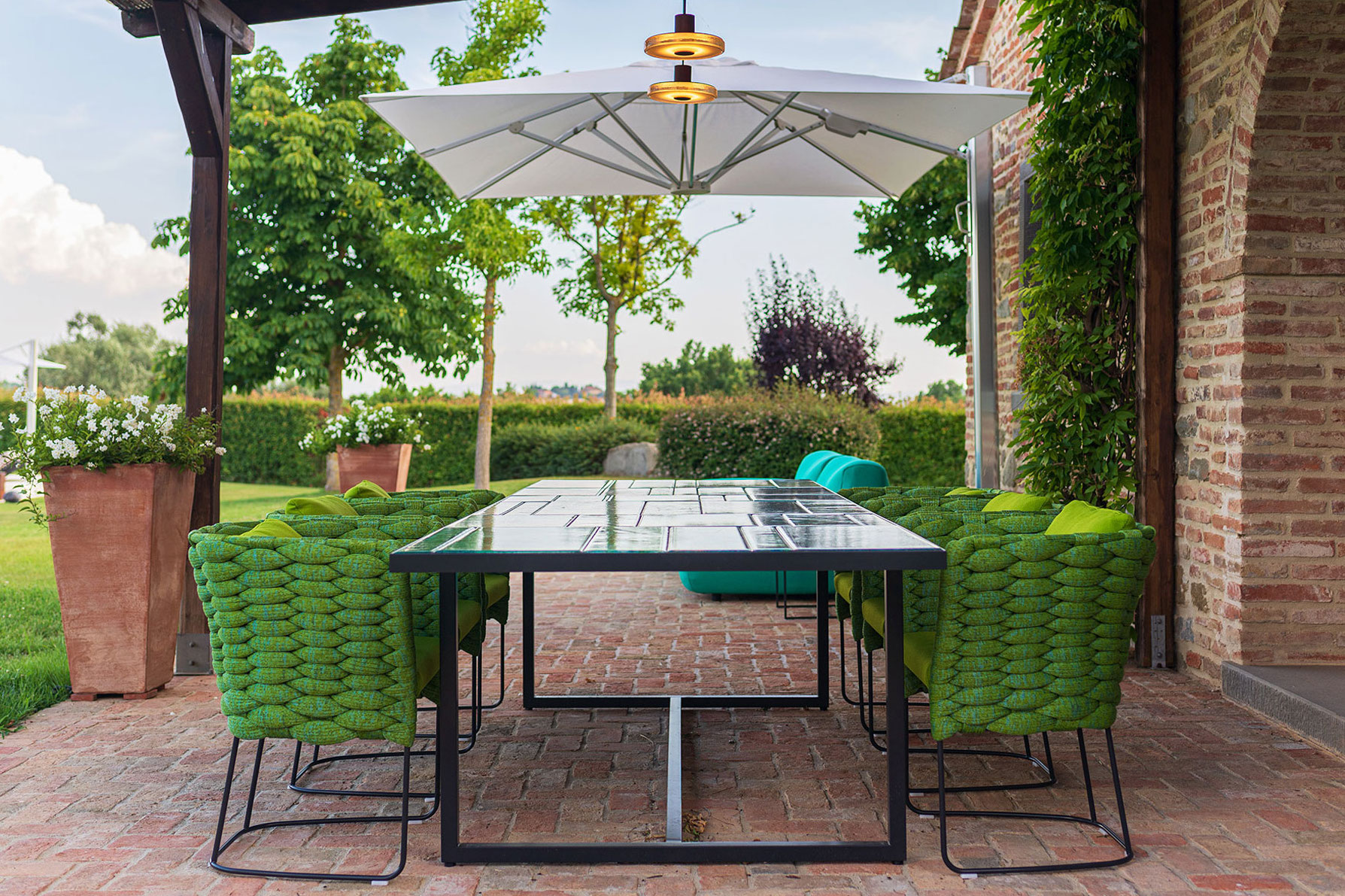 Sciara outdoor table by Paola Lenti